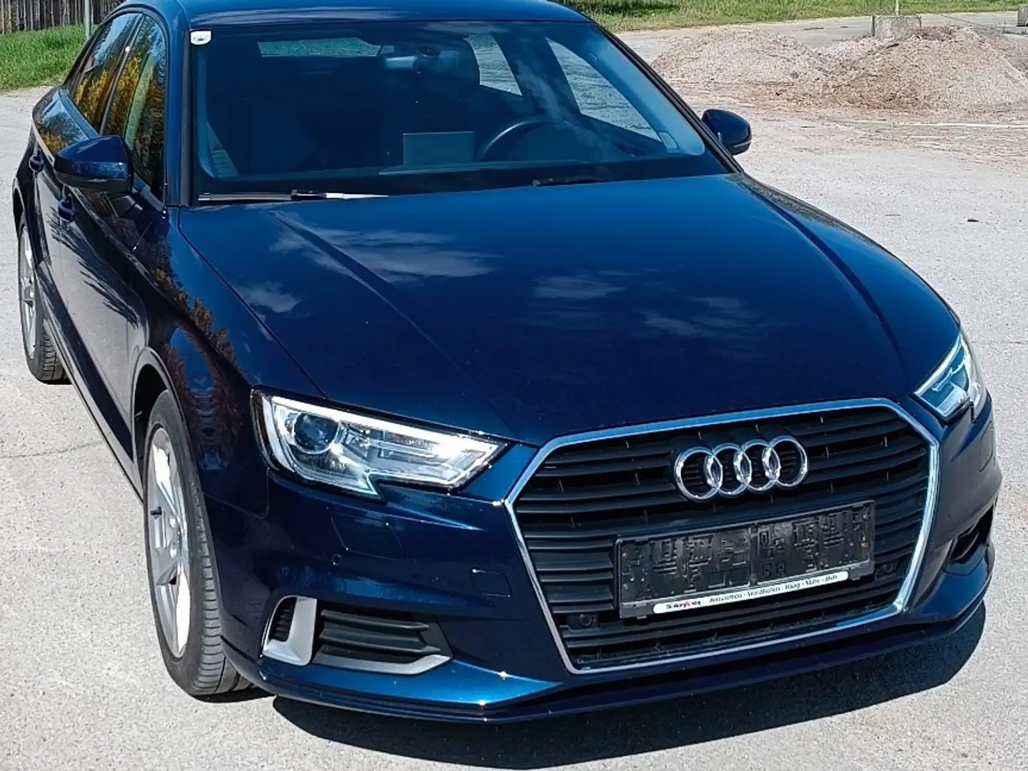 Audi A3 1.6 TDI Sport Blau - 1