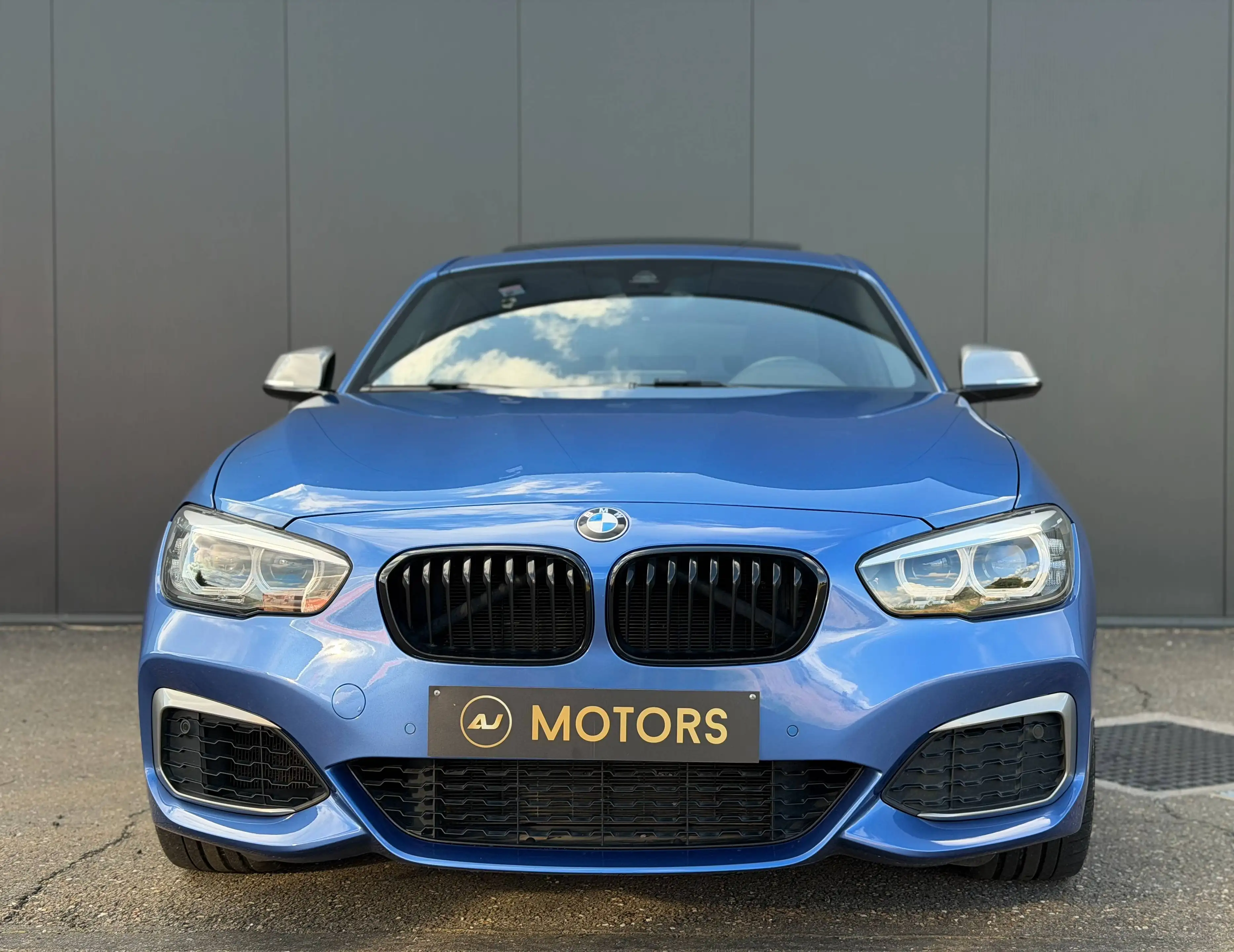 BMW 140 i xDrive 340cv - Toit ouvrant - Harman - Navi Pro — photo 5