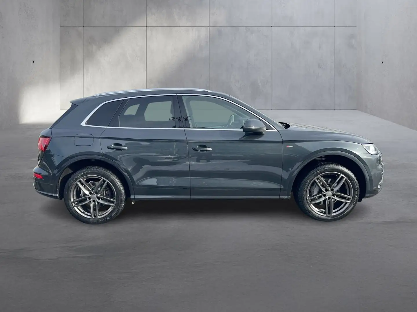 Audi Q5 50 TFSI e quattro Grau - 2