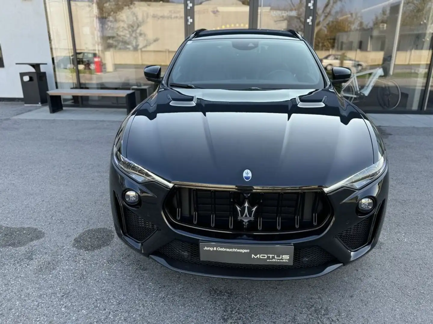 Maserati Levante Trofeo V8 580PS, PANO, EASY ENTRY-SOFTC... Noir - 2