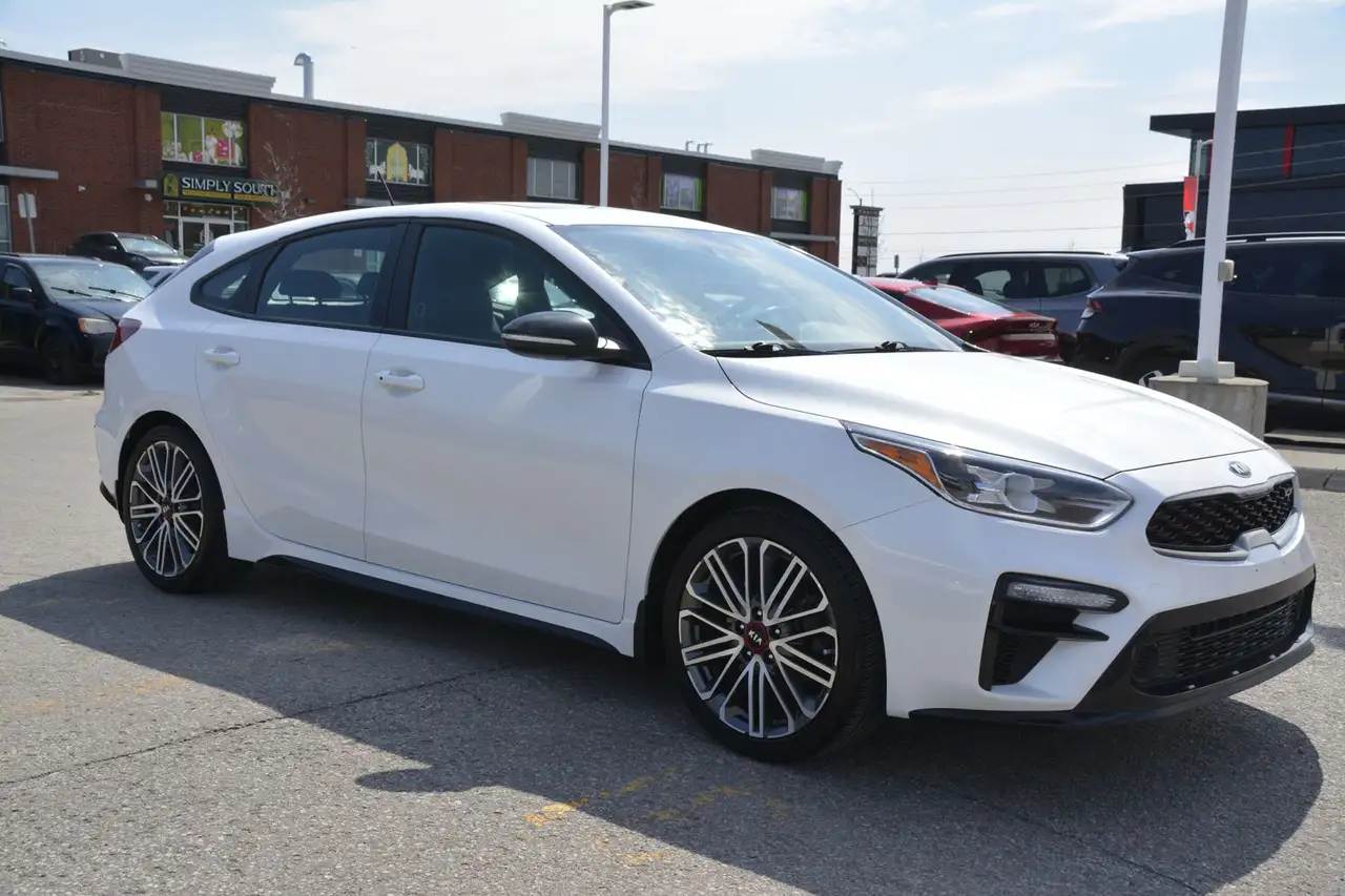 Kia Forte снимка Kia Forte