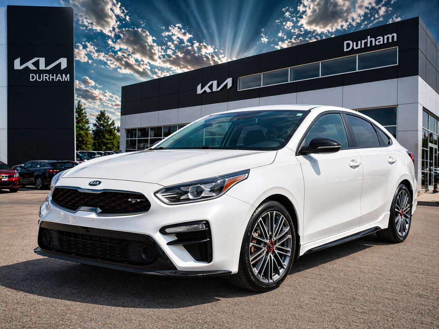 White 2021 Kia Forte5 Hatchback 6-Speed Manual