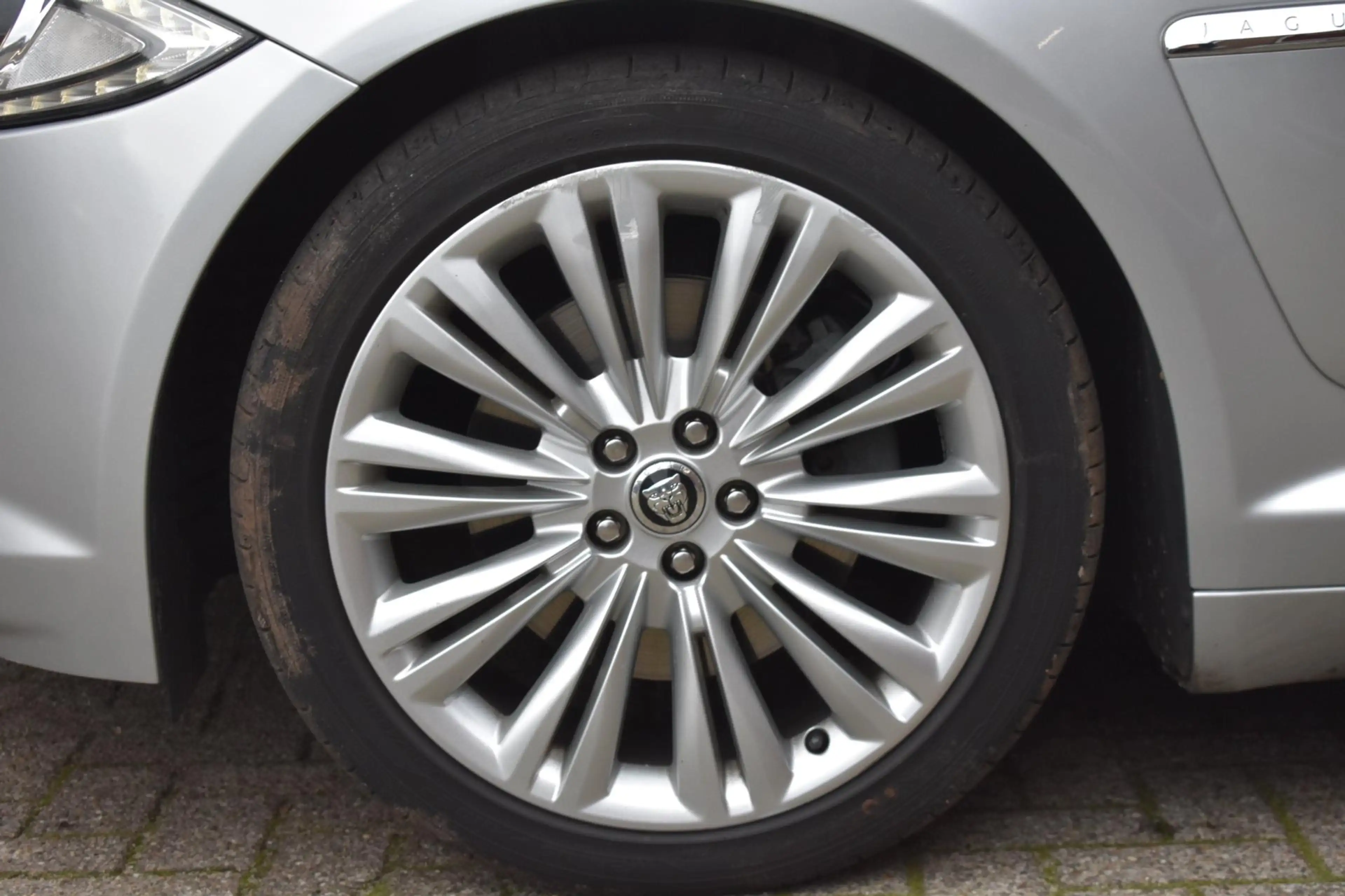 Jaguar XF 3.0D '11 Xenon Leder Clima Navi Cruise — photo 8