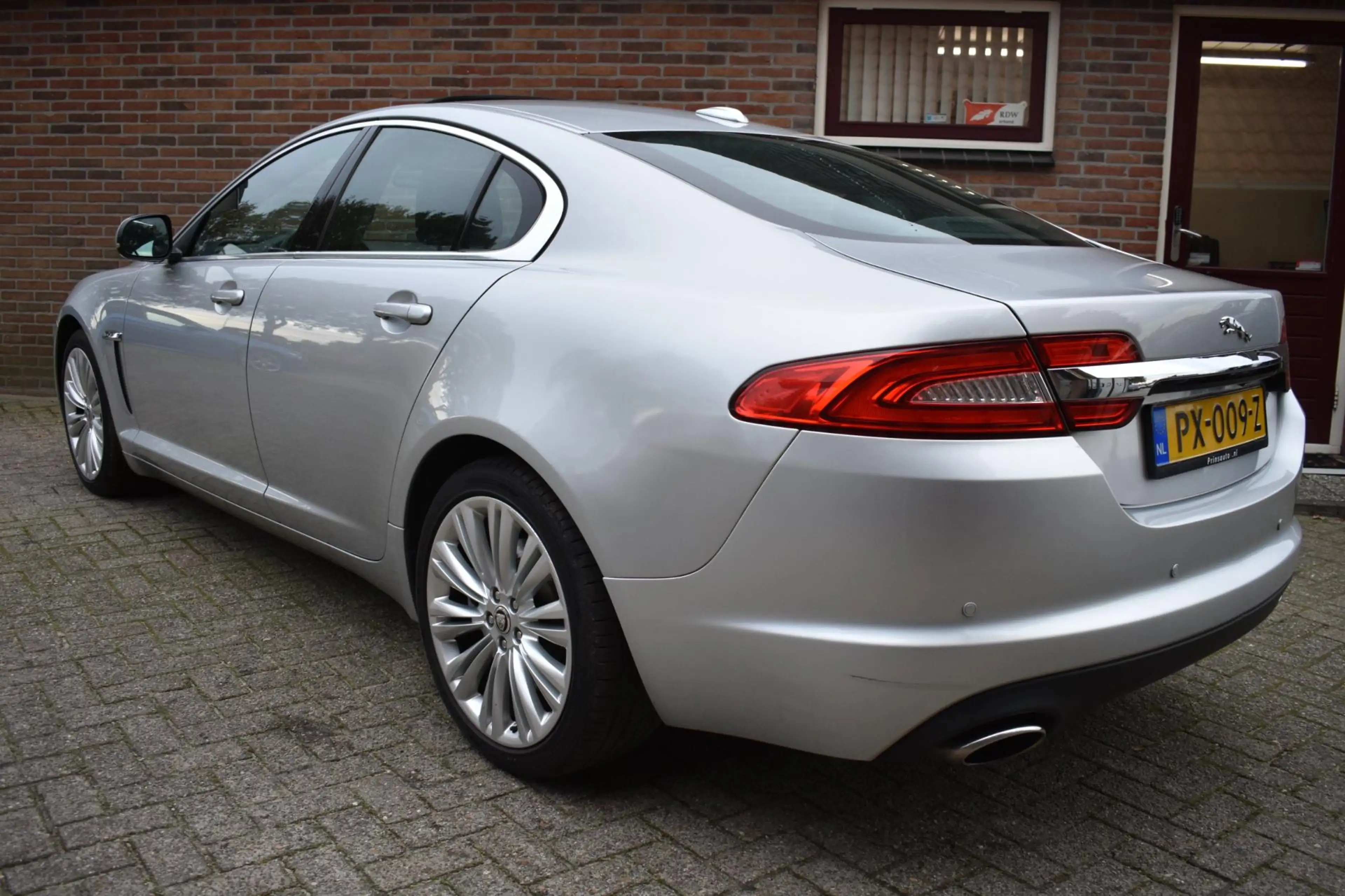 Jaguar XF 3.0D '11 Xenon Leder Clima Navi Cruise — photo 13