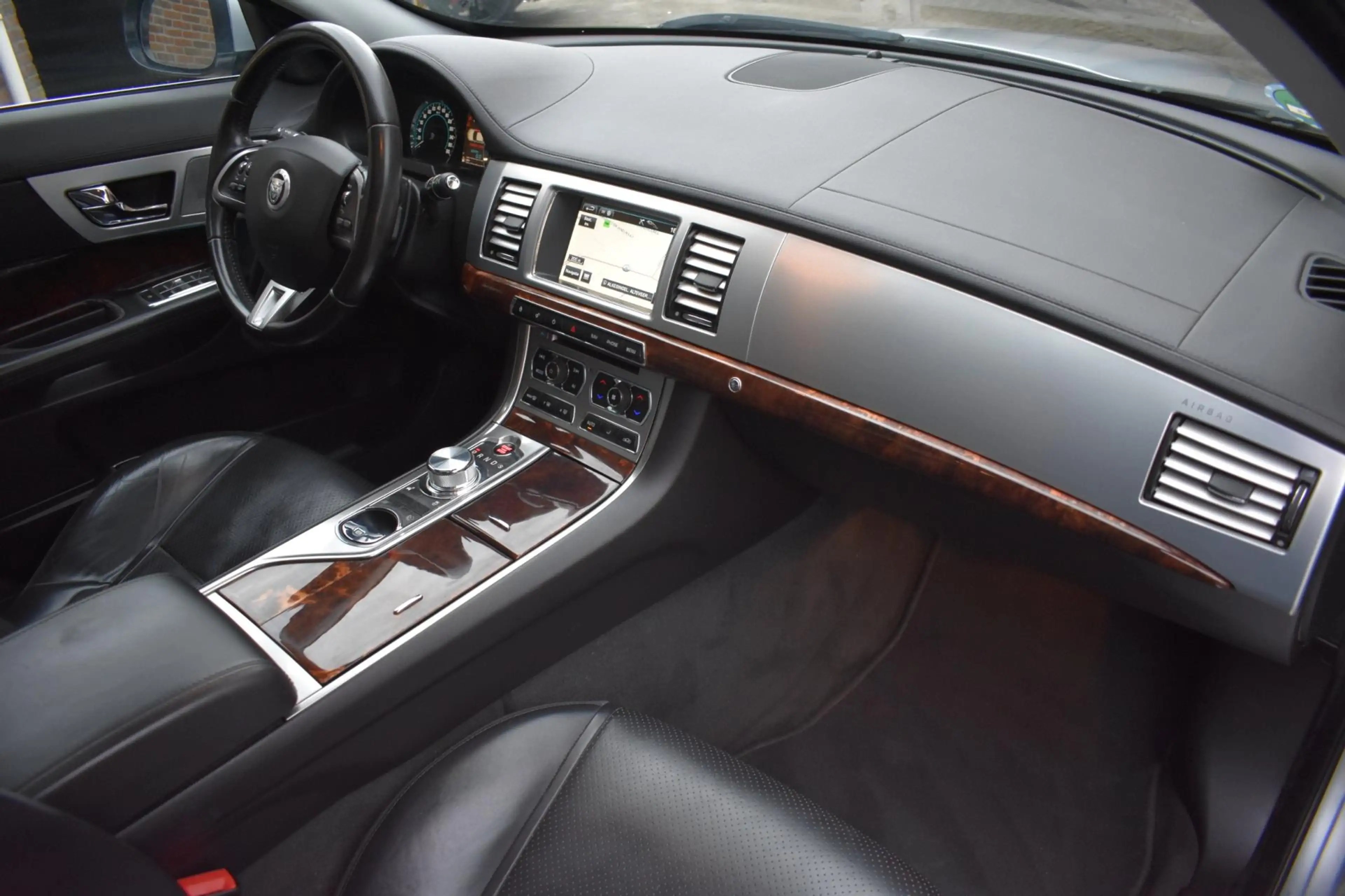 Jaguar XF 3.0D '11 Xenon Leder Clima Navi Cruise — photo 11