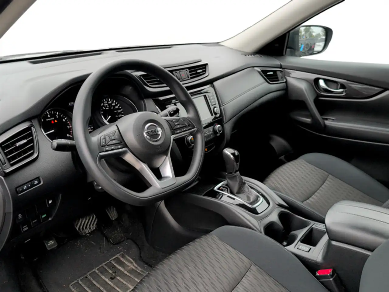 Nissan Rogue fotografie Nissan Rogue