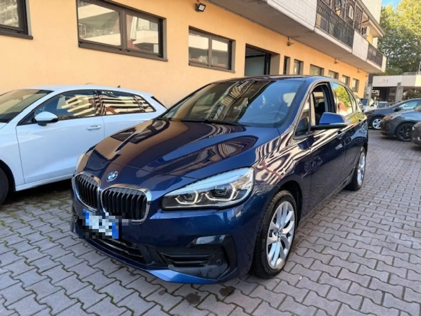BMW 225 xe Active Tourer iPerformance Business aut. Bleu - 1