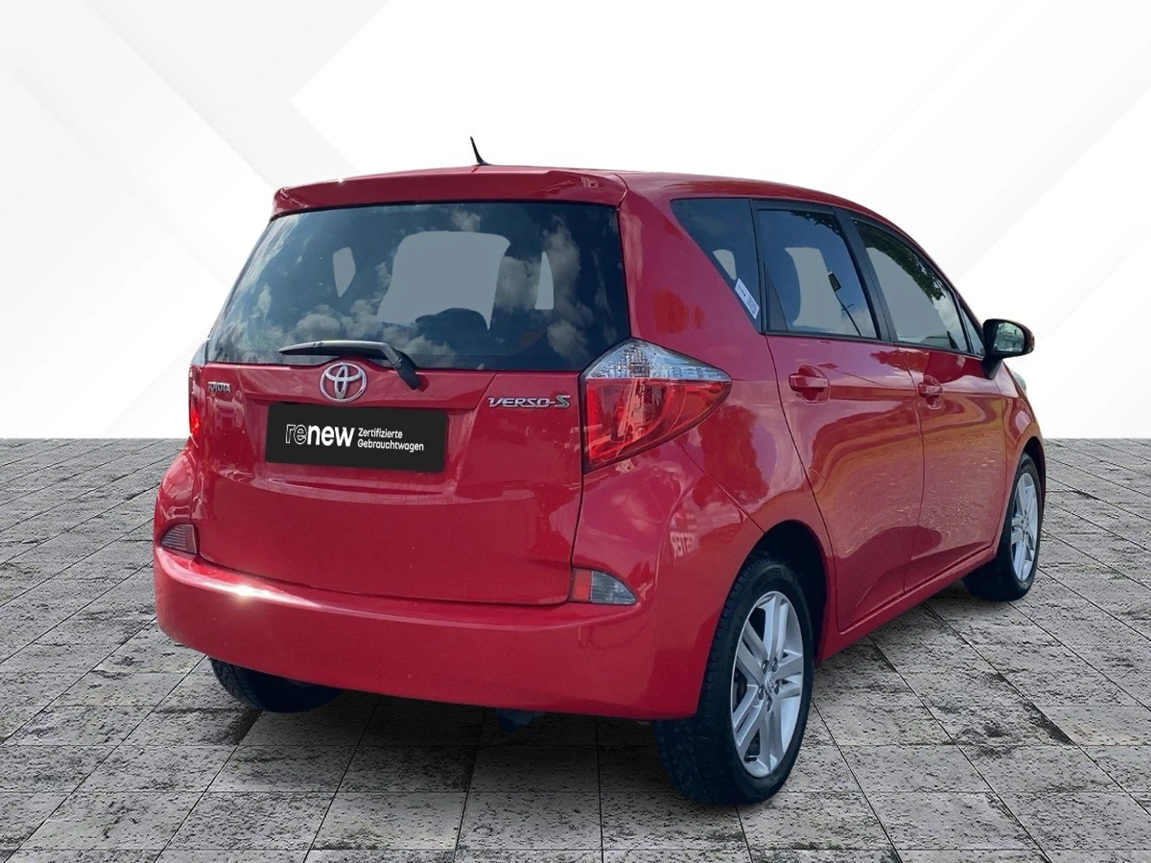 Toyota Verso-S 1.3 Club CAM*LED*AUT*Kam.*KeyLess*KlimaA — photo 5