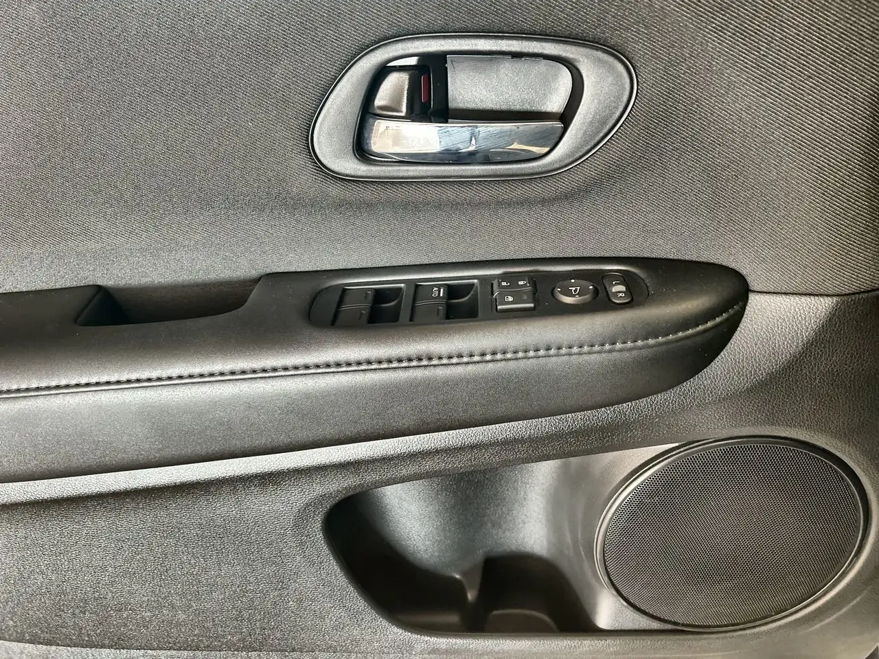 Honda HR-V снимка Honda HR-V