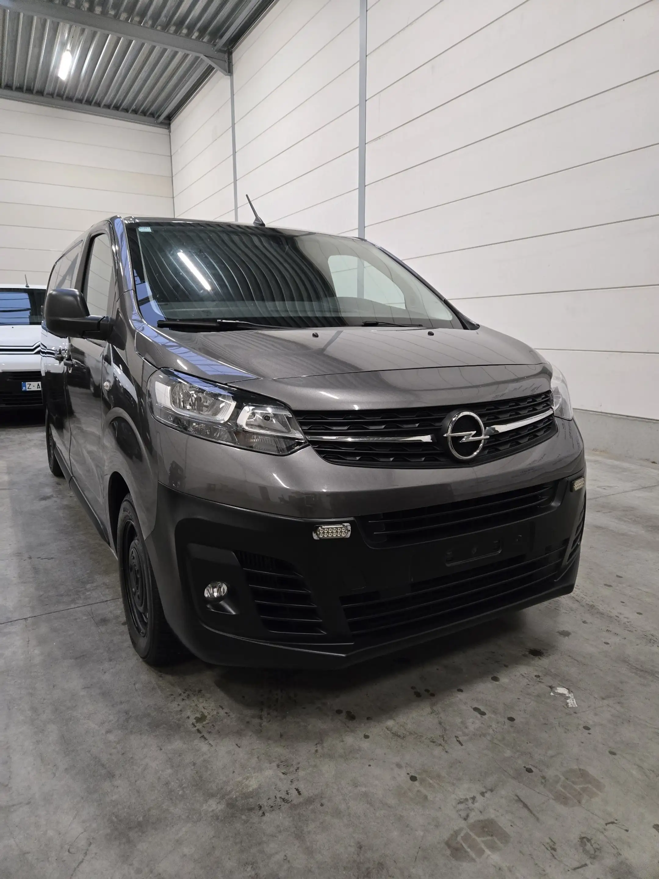 Opel Vivaro L2H1 CAMERA-TREKHAAK-CARPLAY