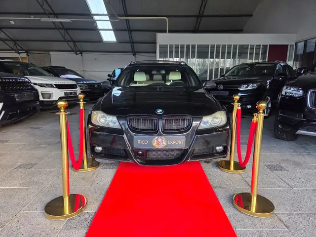 BMW M3 3-serie Touring 3.0D BLACKED OUT PANO+