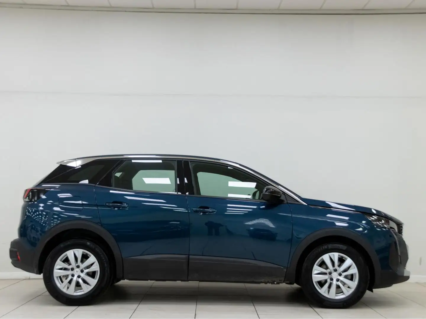 Peugeot 3008 1.5 BlueHDi 96kW (130CV) S&S Active Pack Azul - 2