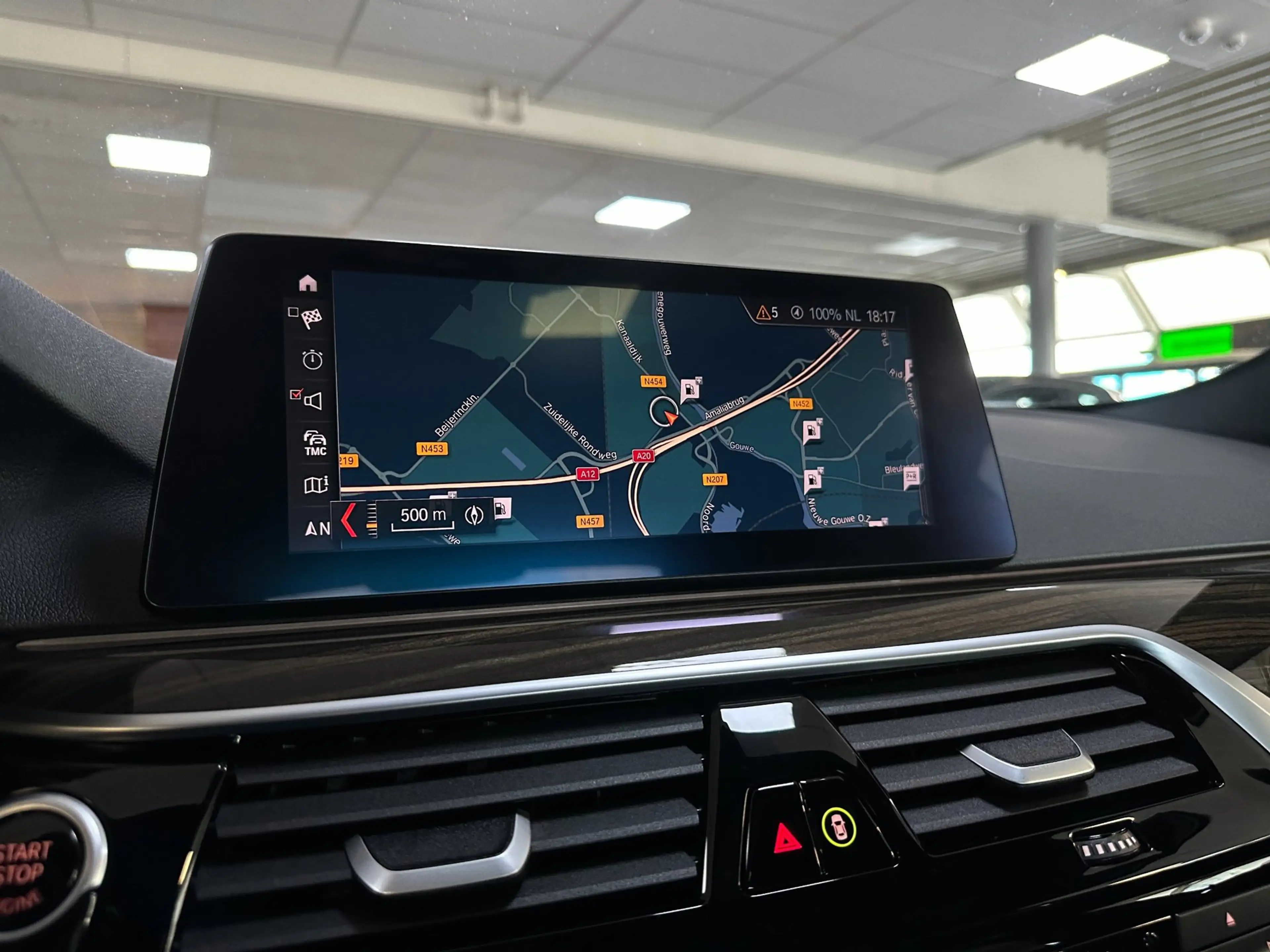 BMW 530 5-serie 530i High Executive/PANO-DAK/LEDER/CAMERA/ — photo 4