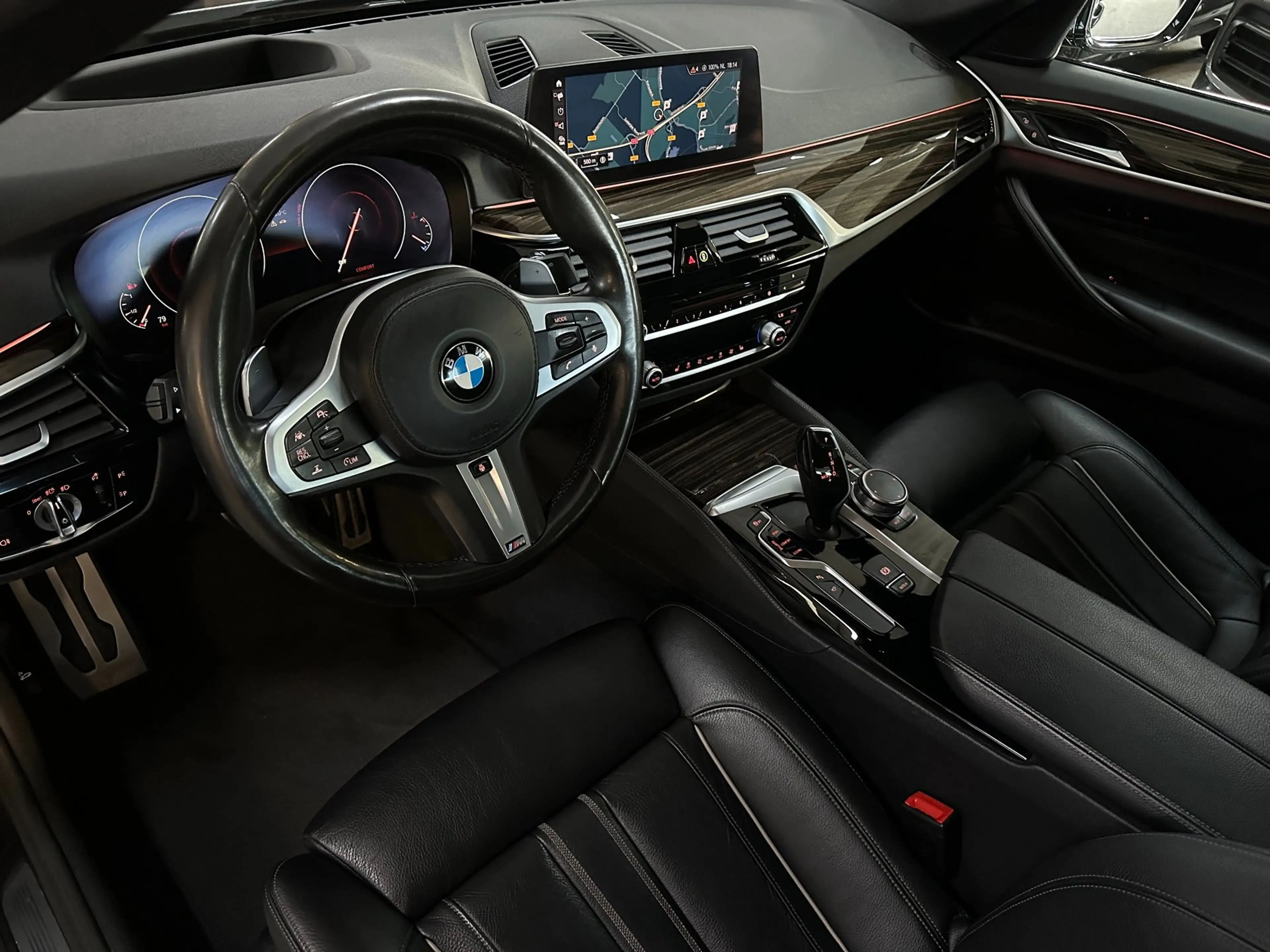 BMW 530 5-serie 530i High Executive/PANO-DAK/LEDER/CAMERA/ — photo 20