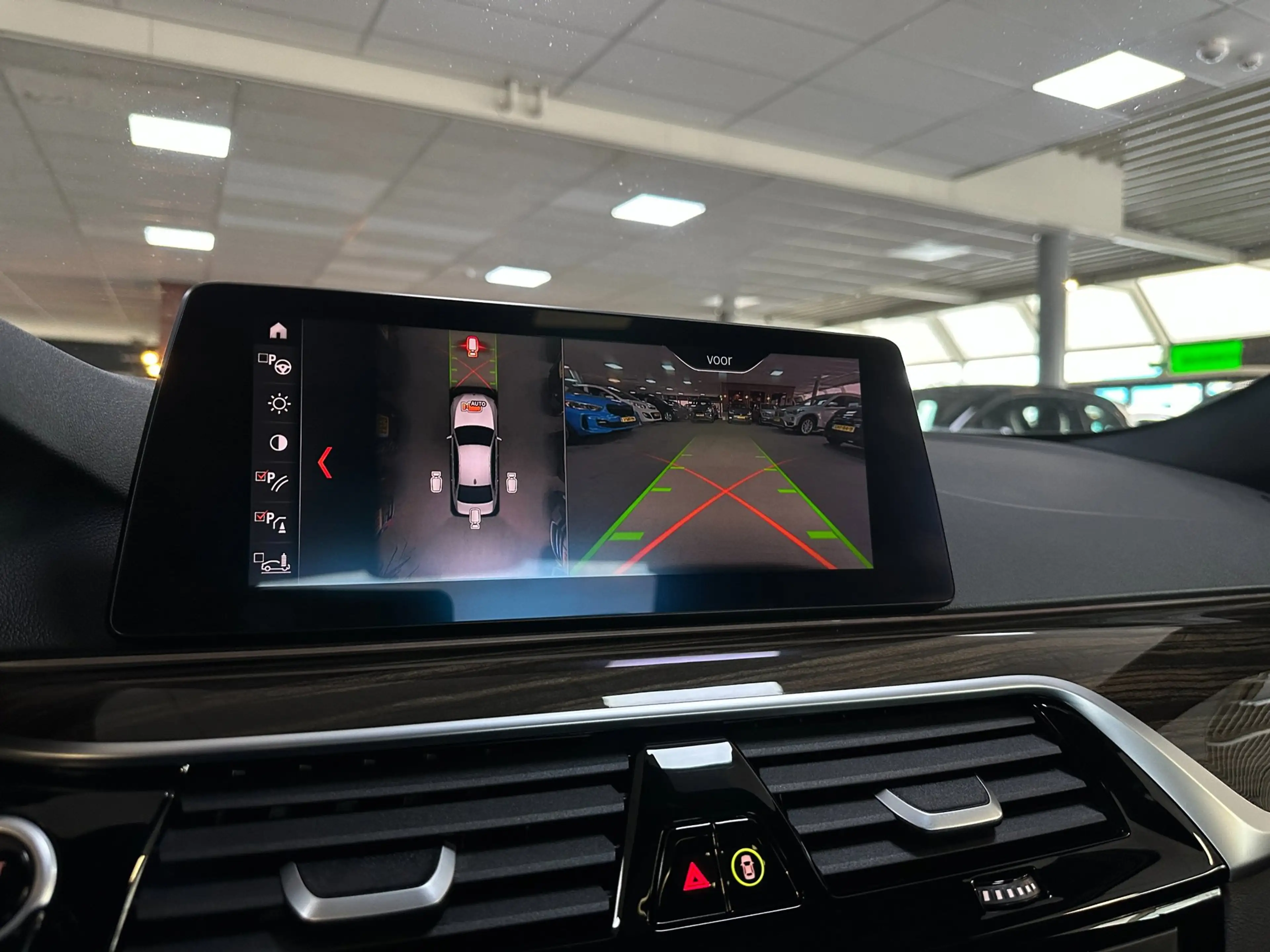 BMW 530 5-serie 530i High Executive/PANO-DAK/LEDER/CAMERA/ — photo 36