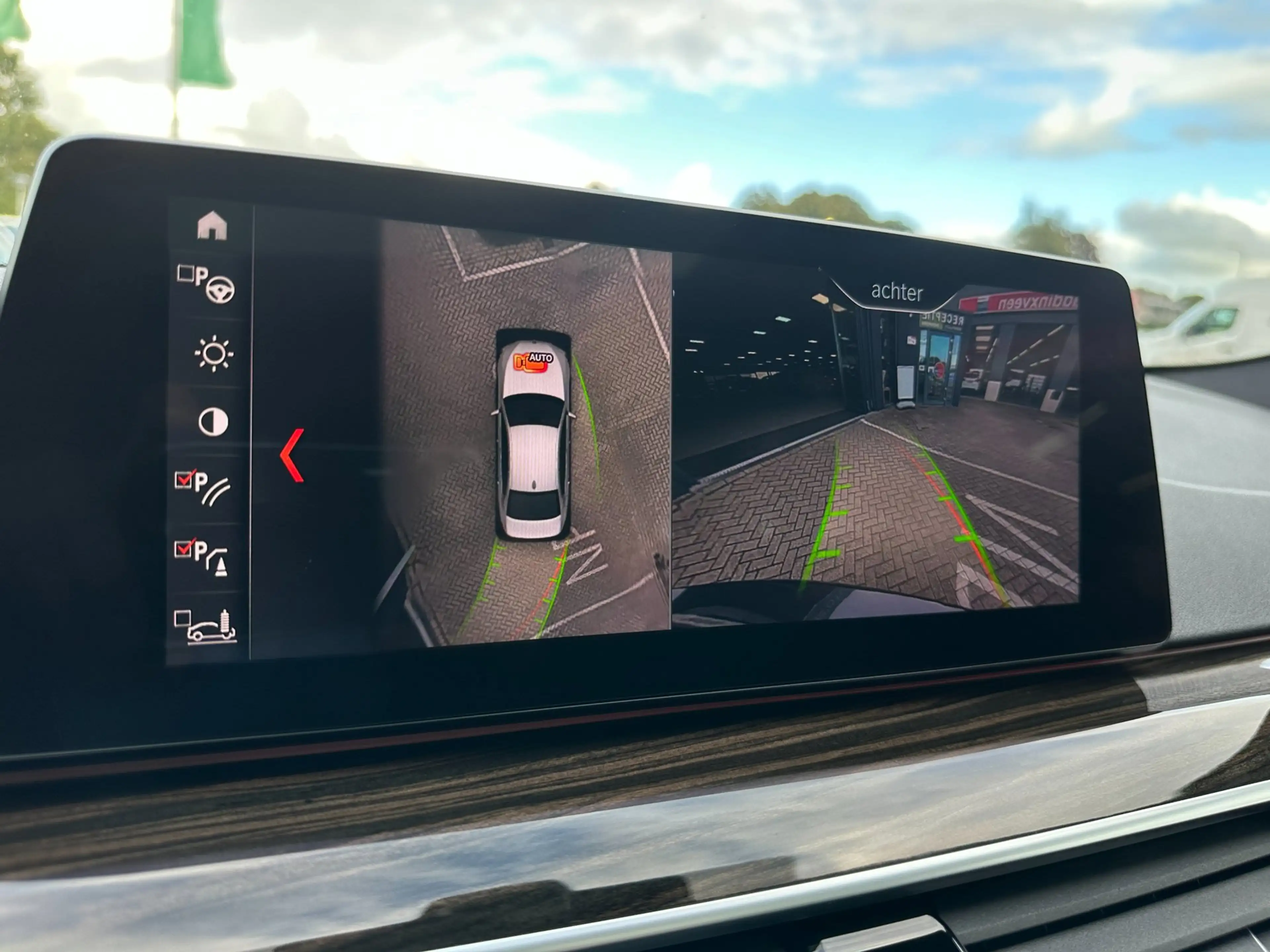 BMW 530 5-serie 530i High Executive/PANO-DAK/LEDER/CAMERA/ — photo 37