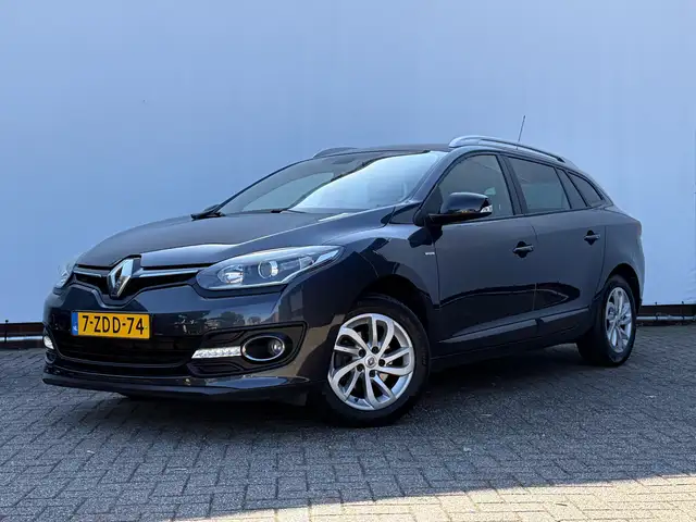 Renault Megane view 10