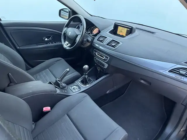 Renault Megane view 3