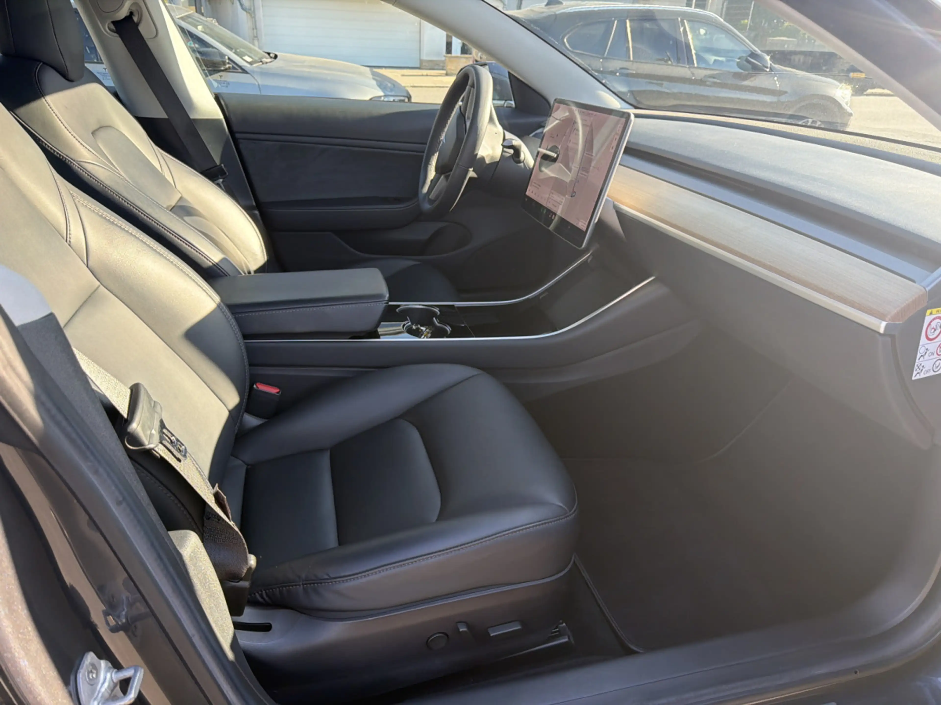 Tesla Model 3 239 KW - 325 CV — photo 10
