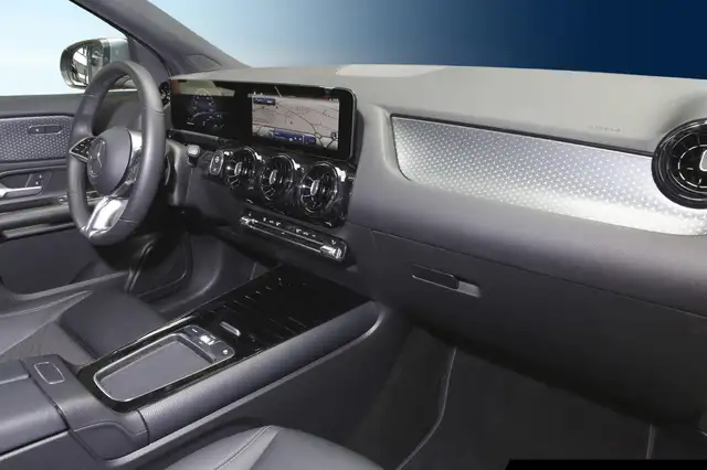 Mercedes-Benz Gla view 7