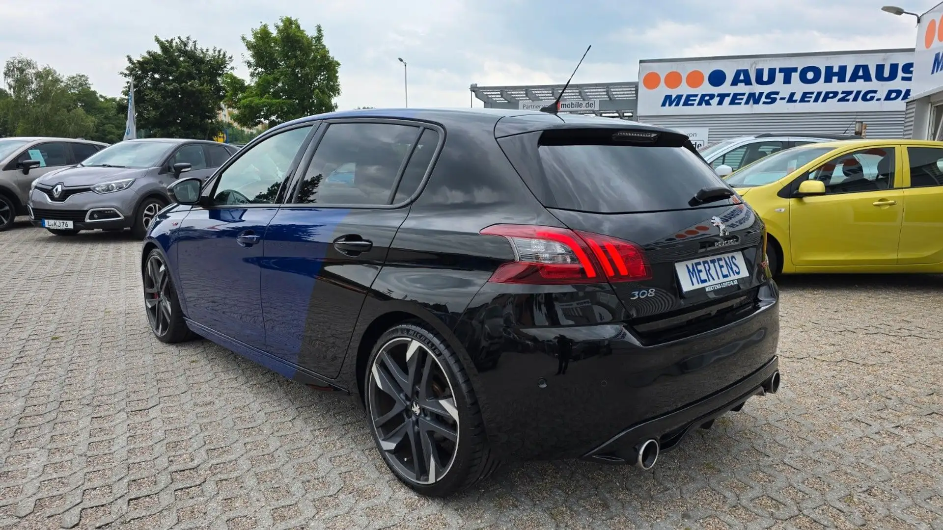 Peugeot 308 GTi by Peugeot Sport LED Navi Kamera Totw. Blau - 2