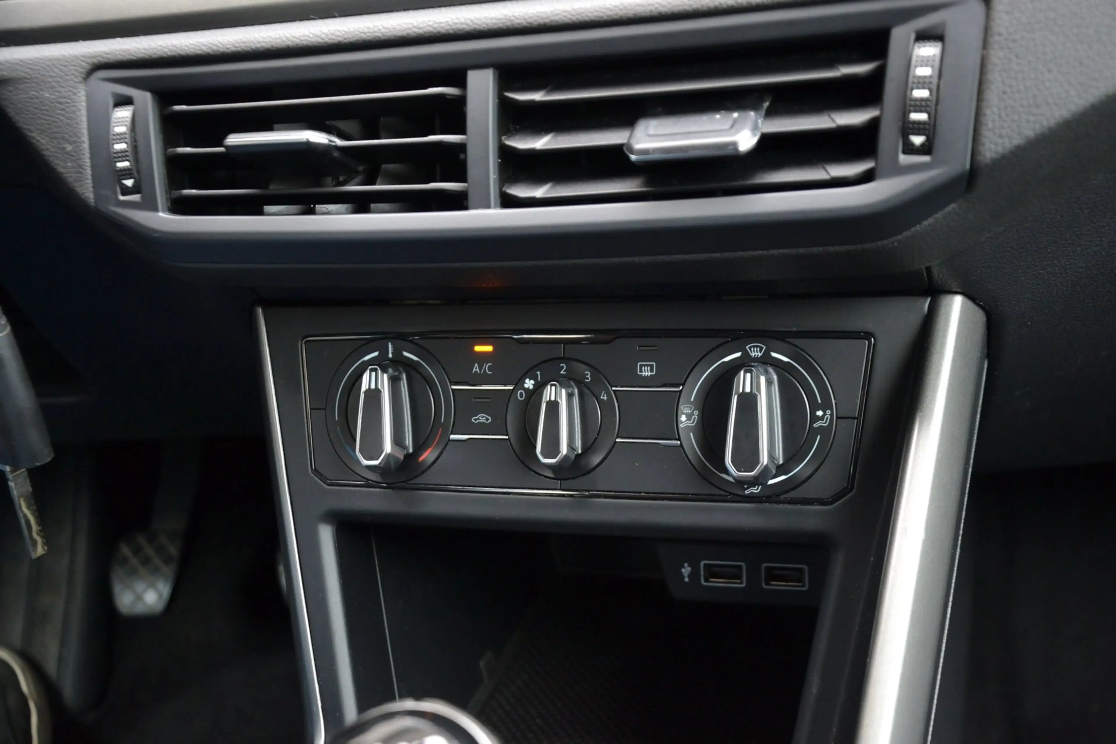 Volkswagen Polo 1.0 TSI Comfortline 95PK | ACC | Camera | Carplay — photo 17