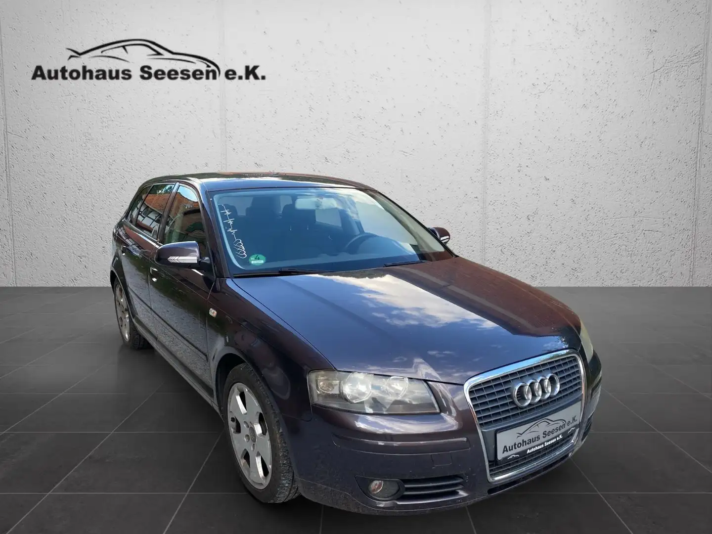 Audi A3 Sportback 1.6 FSI Ambition Gri - 1