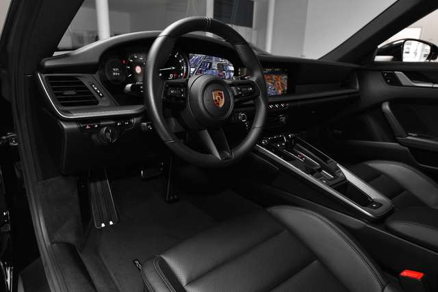 Porsche 992 Carrera 4S *11.27 Approved* Unfallfrei*