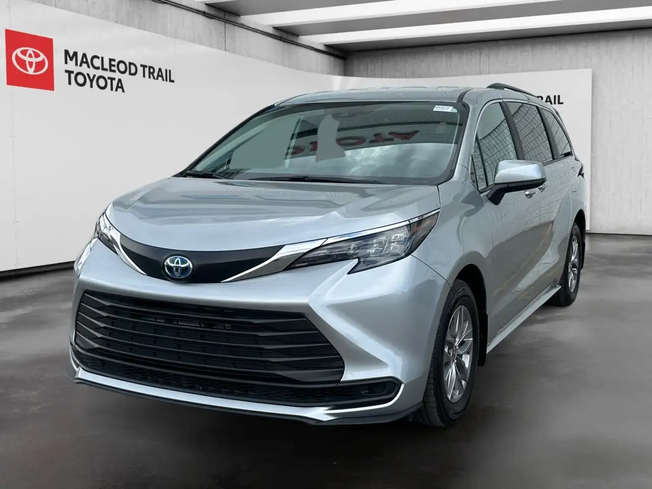2025 Toyota Sienna