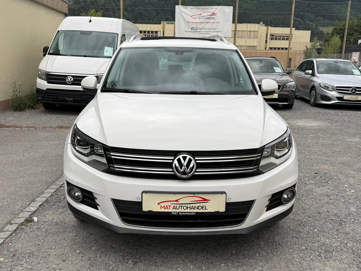 Volkswagen Tiguan Tiguan 2,0 TDI BMT 4Motion Sky DPF DSG /Pano/AHK/ Weiß - 2