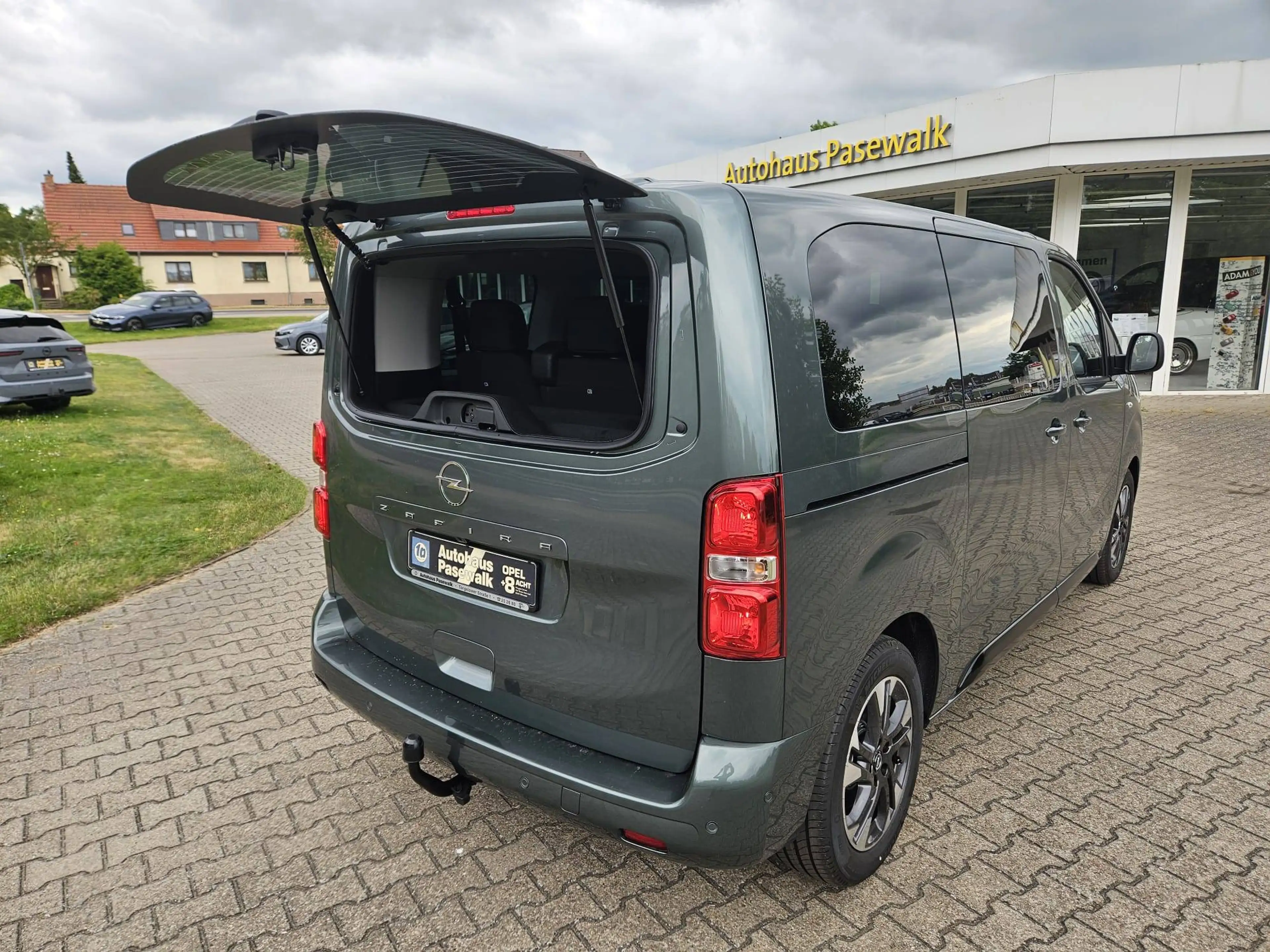 Opel Zafira Life GS LEDER AHK P-Dach Standhzg.7-Sitzer Massage LED NAV — photo 6