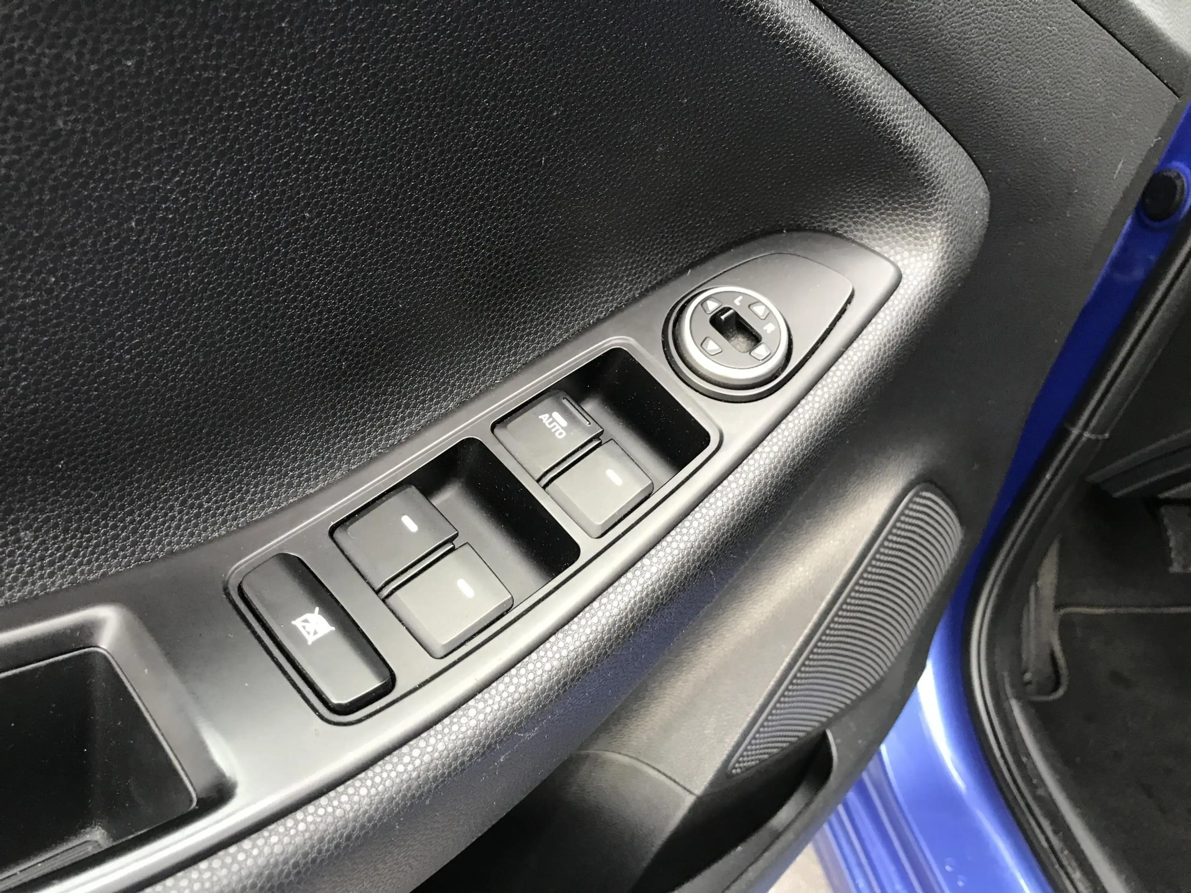 Hyundai i20 1.0 Comfort Navi Camera Cruise 100PK — photo 13