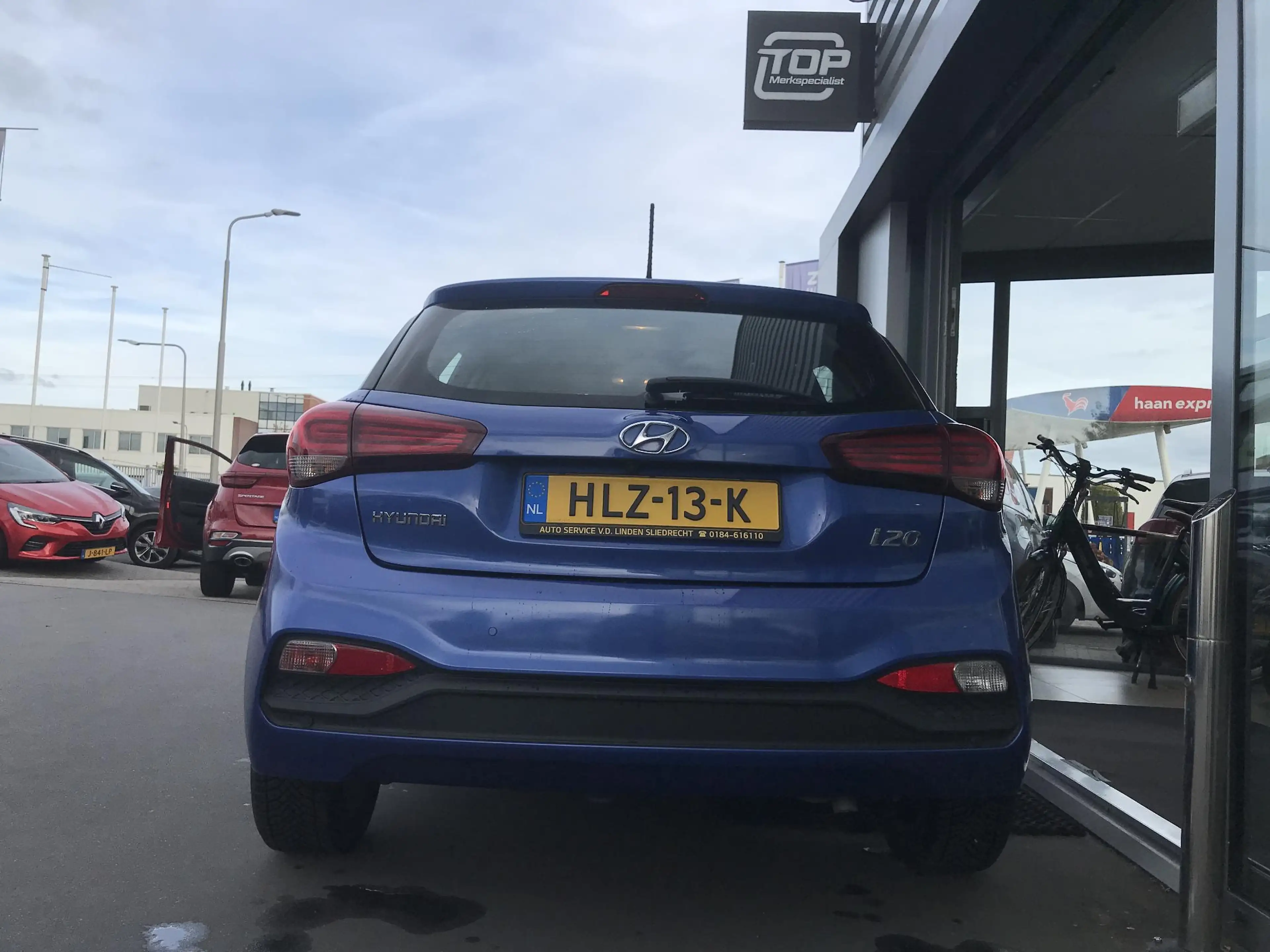 Hyundai i20 1.0 Comfort Navi Camera Cruise 100PK — photo 4