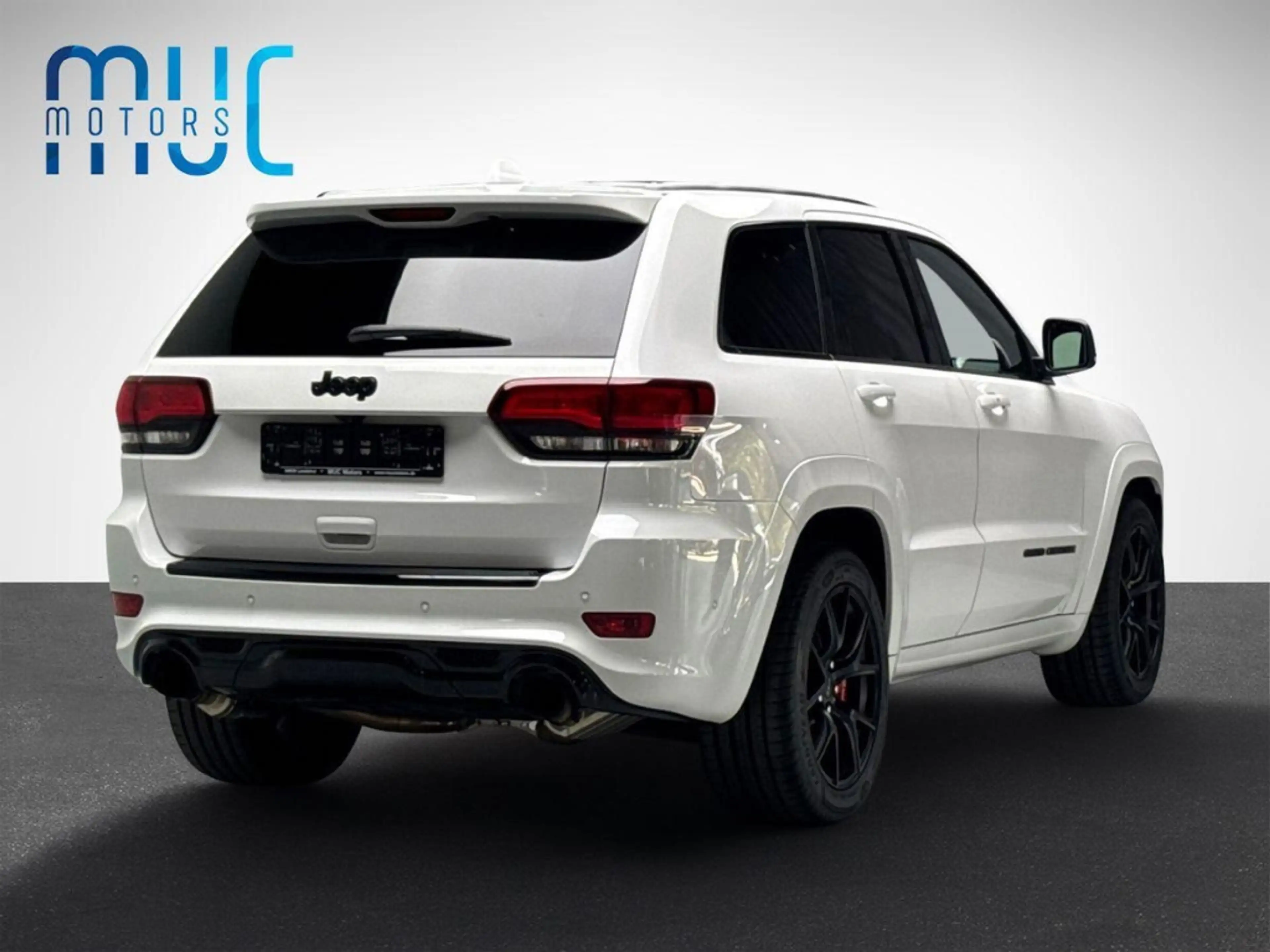 Jeep Grand Cherokee 6.4 HEMISRT DeutscheEZ Unfallfrei — photo 4