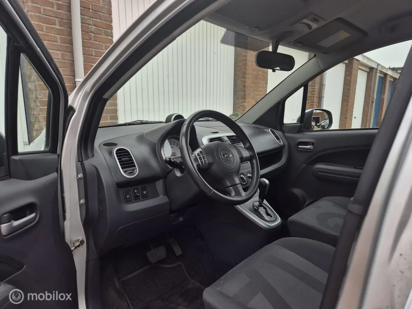 Opel Agila 1.2 Edition / 1e Eigenaar / Dealeronderhouden / Ai Gris - 2