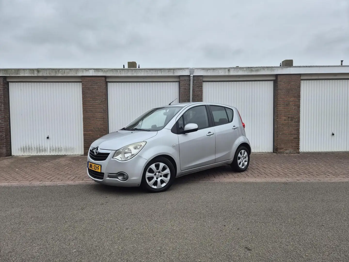 Opel Agila 1.2 Edition / 1e Eigenaar / Dealeronderhouden / Ai Gris - 1