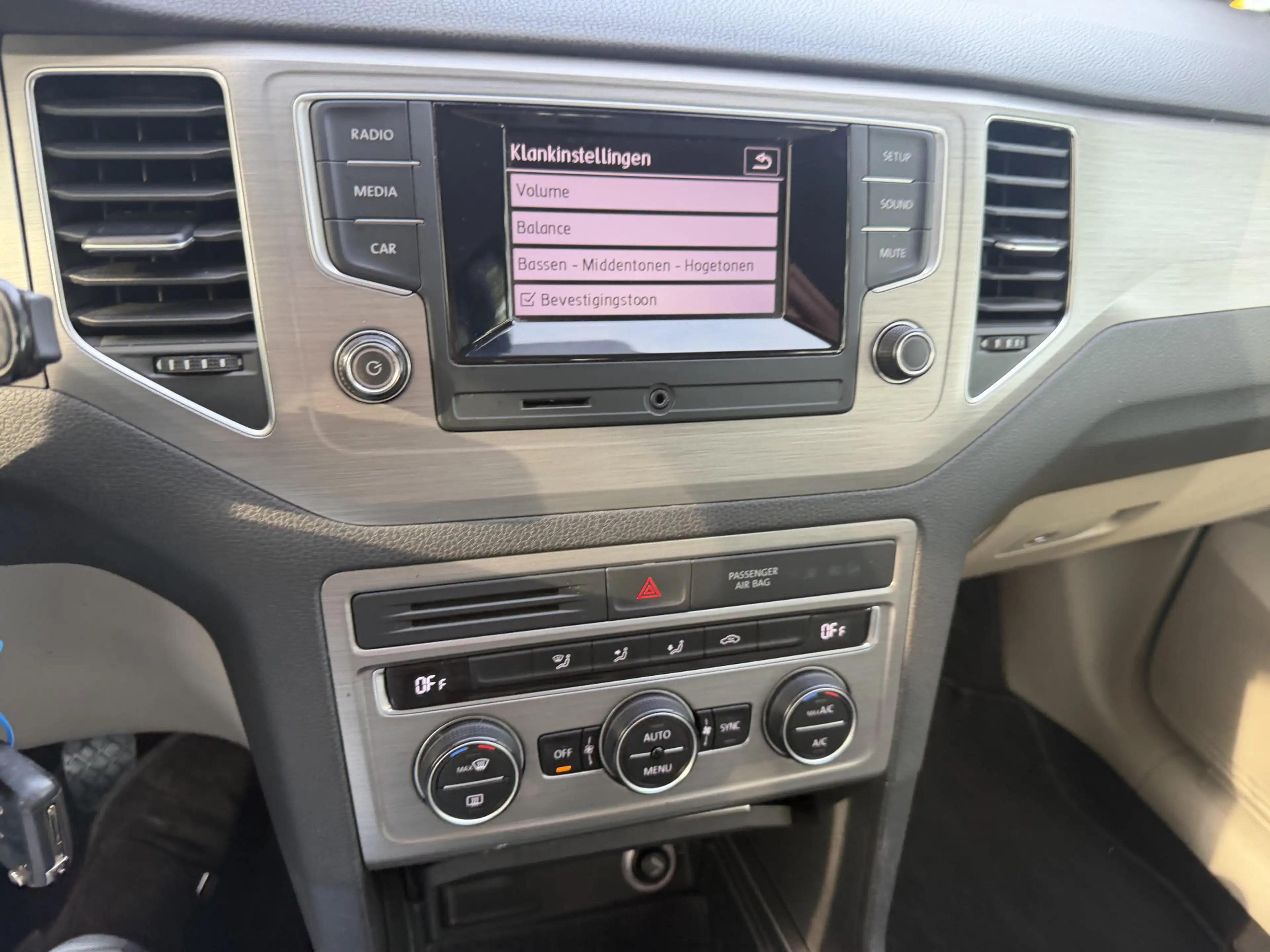Volkswagen Golf Sportsvan 1.2 TSI Comfortline Bj 2014 Km 153.000 Nap 2e eige — photo 11