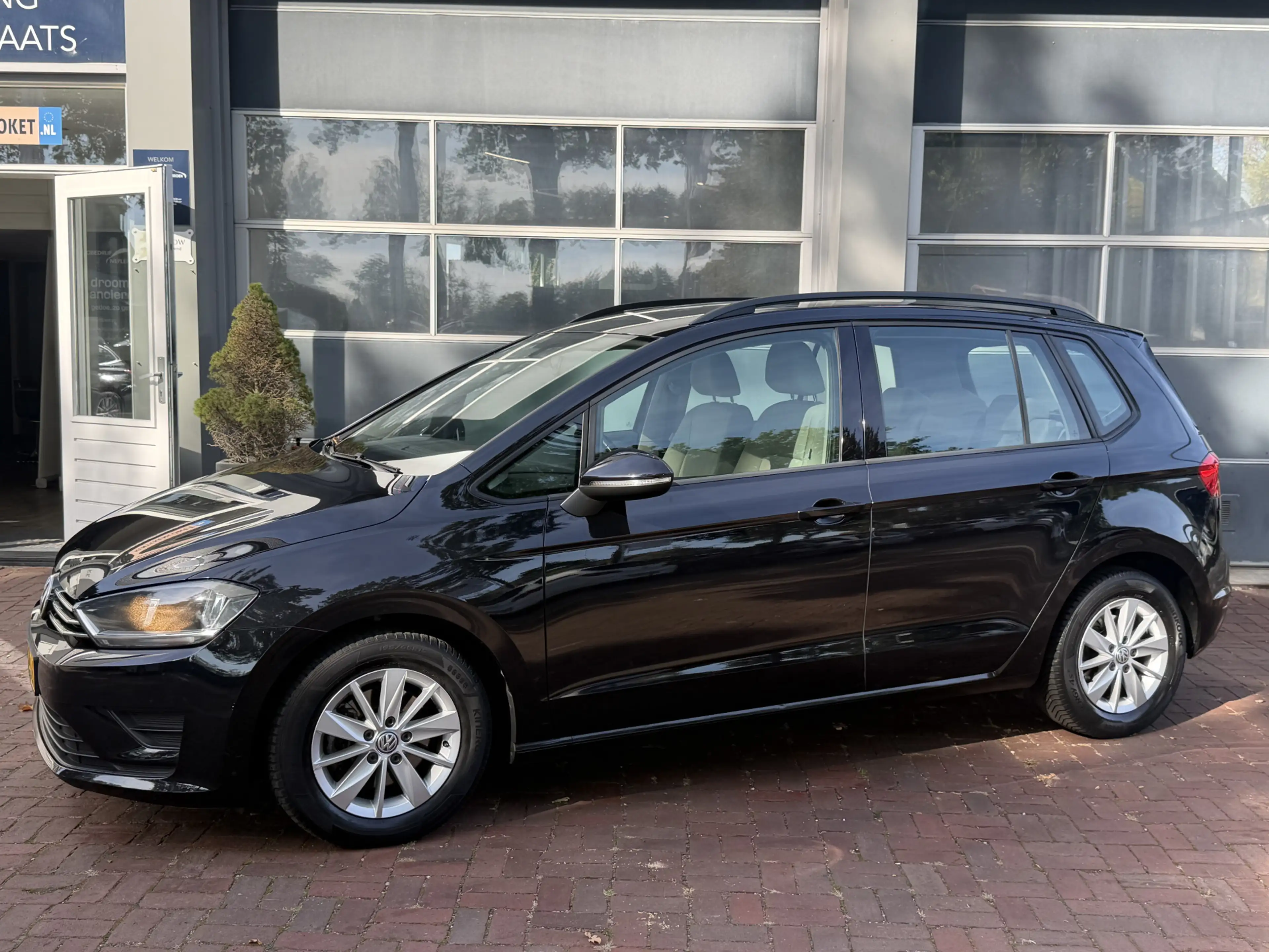 Volkswagen Golf Sportsvan 1.2 TSI Comfortline Bj 2014 Km 153.000 Nap 2e eige — photo 43