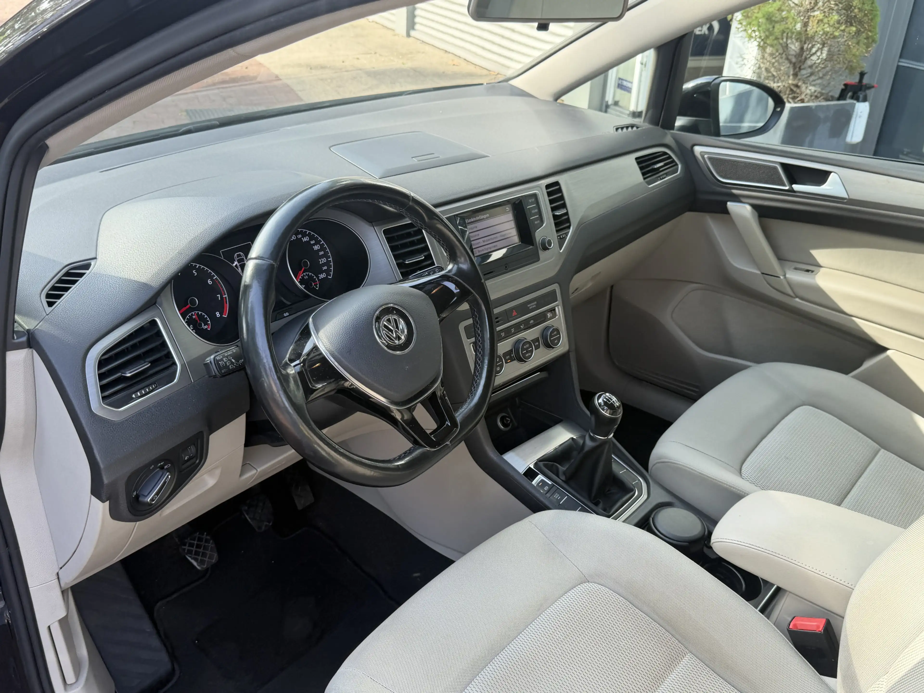 Volkswagen Golf Sportsvan 1.2 TSI Comfortline Bj 2014 Km 153.000 Nap 2e eige — photo 7
