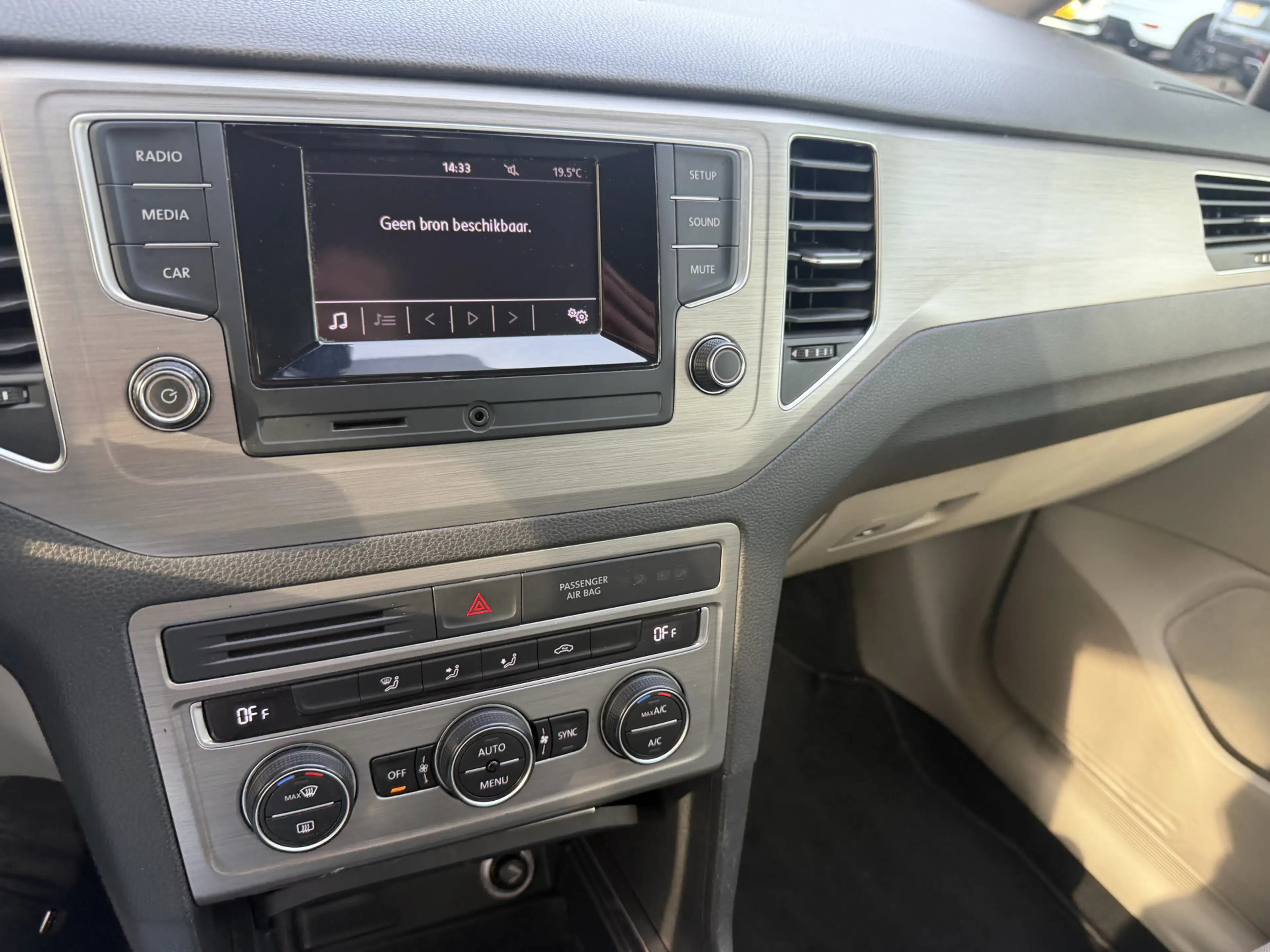 Volkswagen Golf Sportsvan 1.2 TSI Comfortline Bj 2014 Km 153.000 Nap 2e eige — photo 21