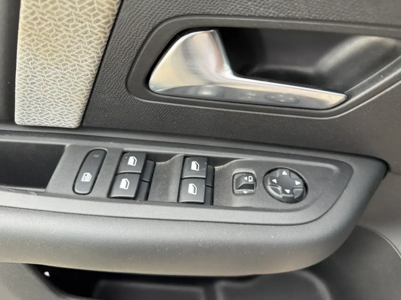 Citroen C4 Berline — photo 17