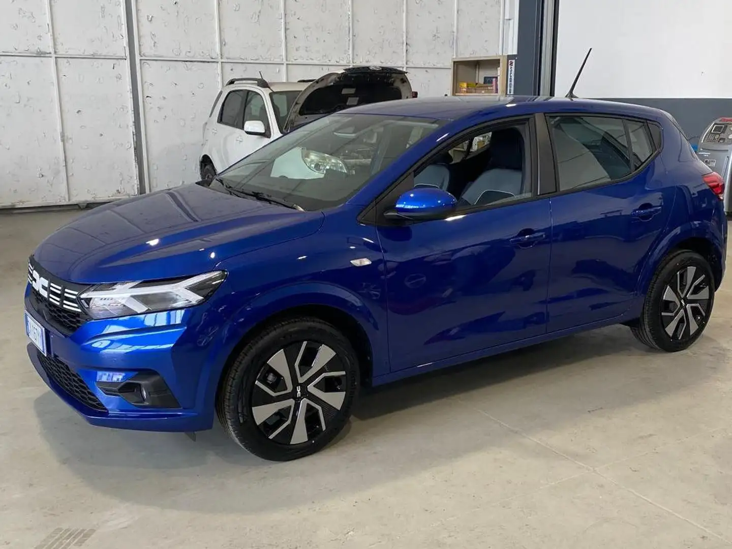 Dacia Sandero Blau - 2