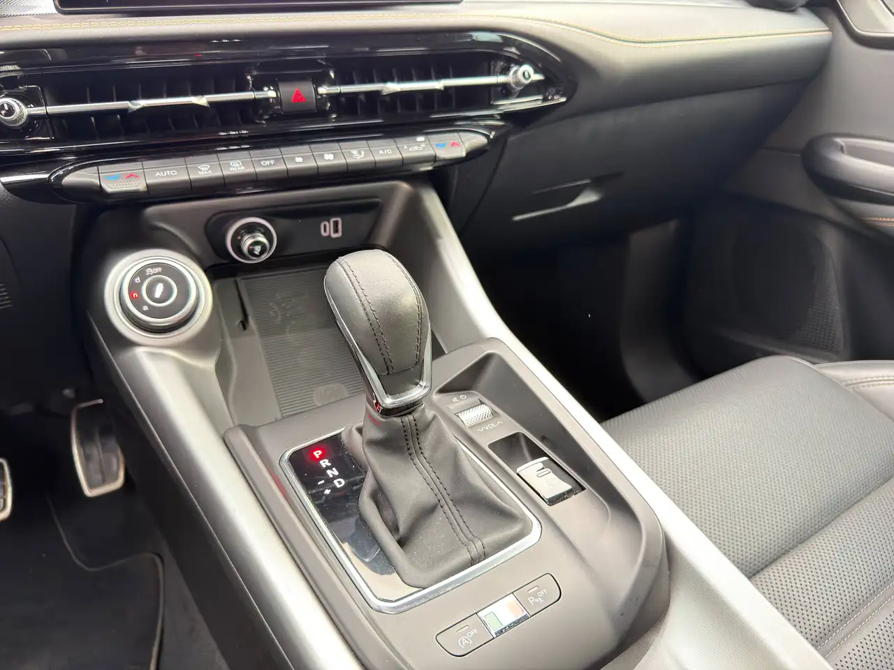 Alfa Romeo Tonale 2024 — фото 15