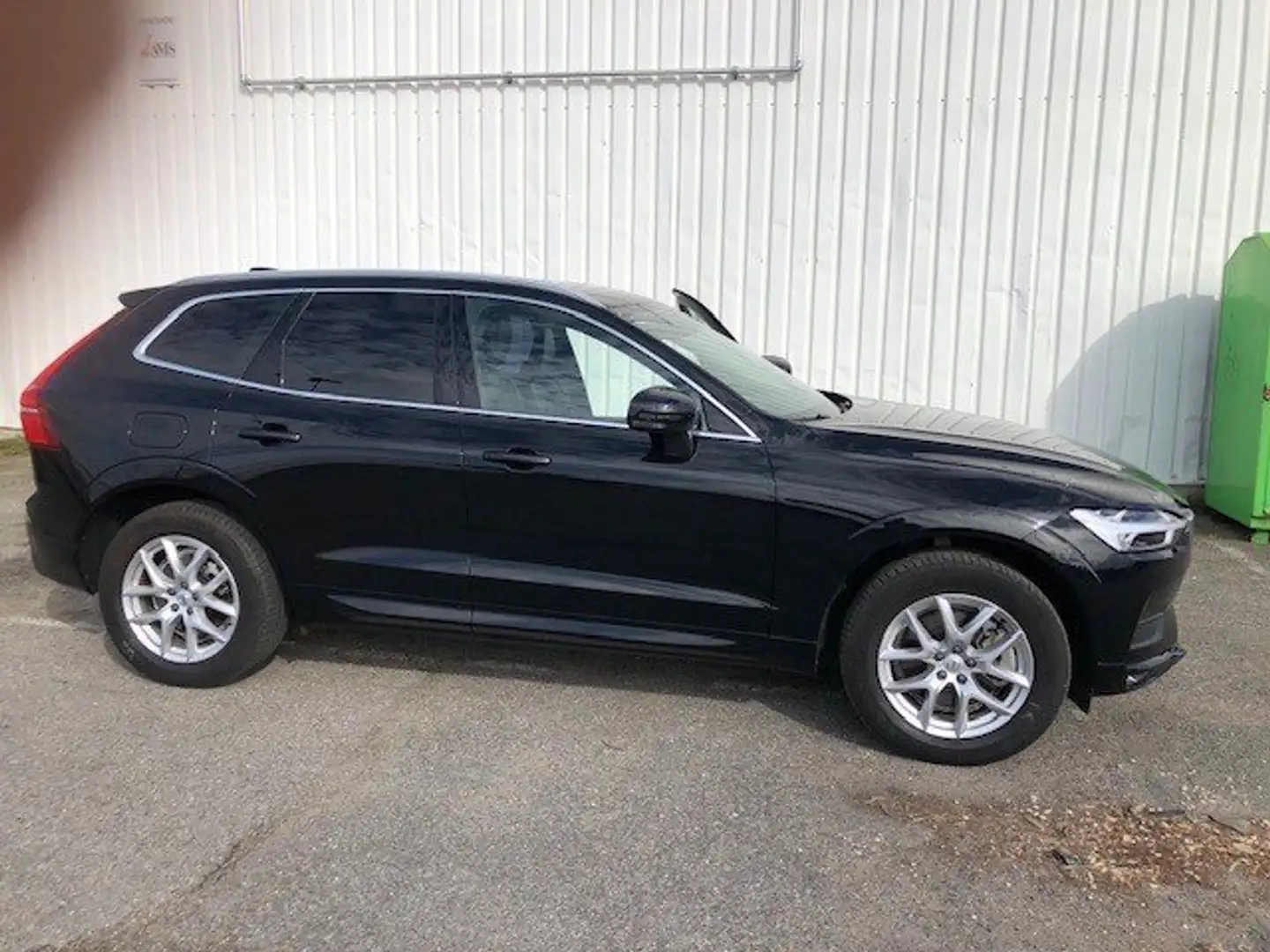 Volvo XC60 XC60 B4 B Geartronic Momentum Pro FULL-BTW AFTRKB Noir - 1