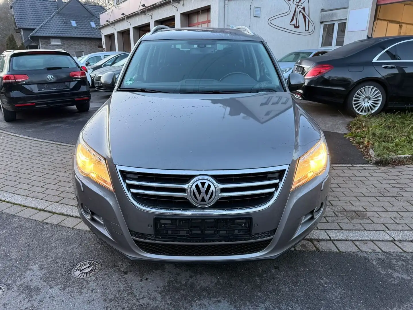 Volkswagen Tiguan Team BMT Klimaaut.,SHZ,AHK,PDC,2.Hand Grijs - 2