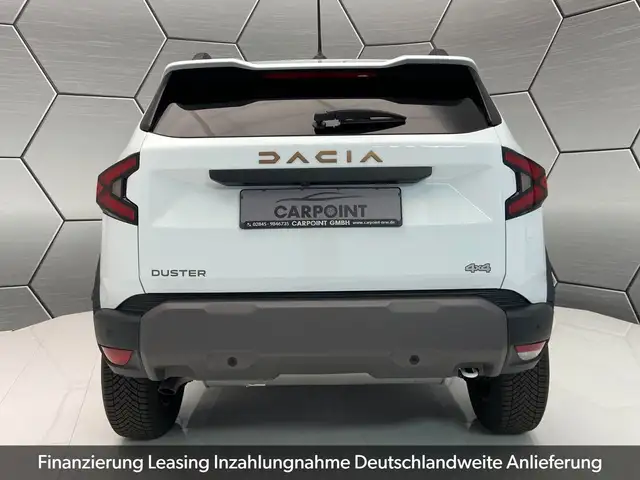 Dacia Duster view 4