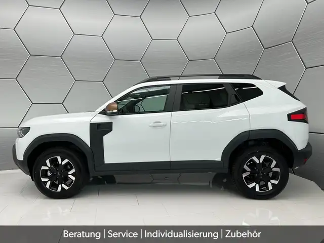 Dacia Duster view 2