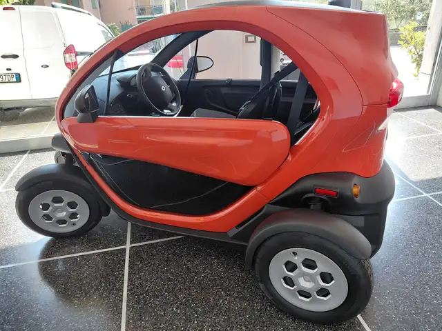 Renault Twizy modello 45