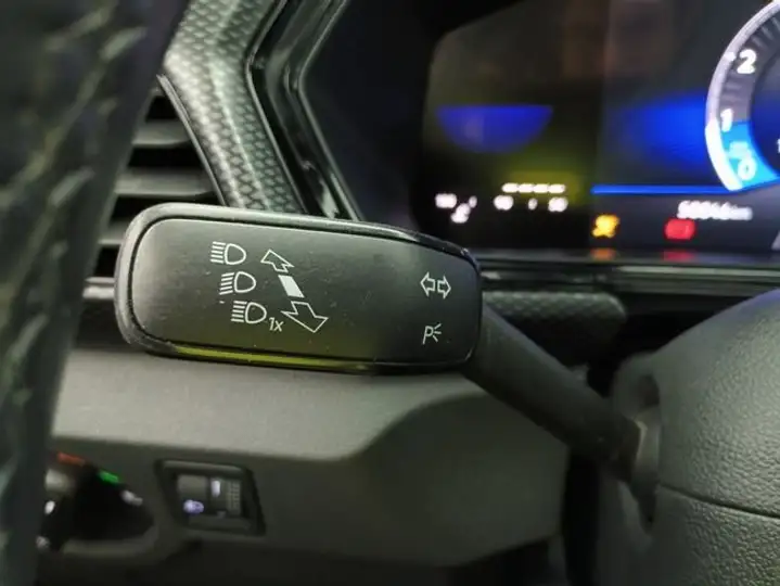 Volkswagen T-Cross 2023, foto 18