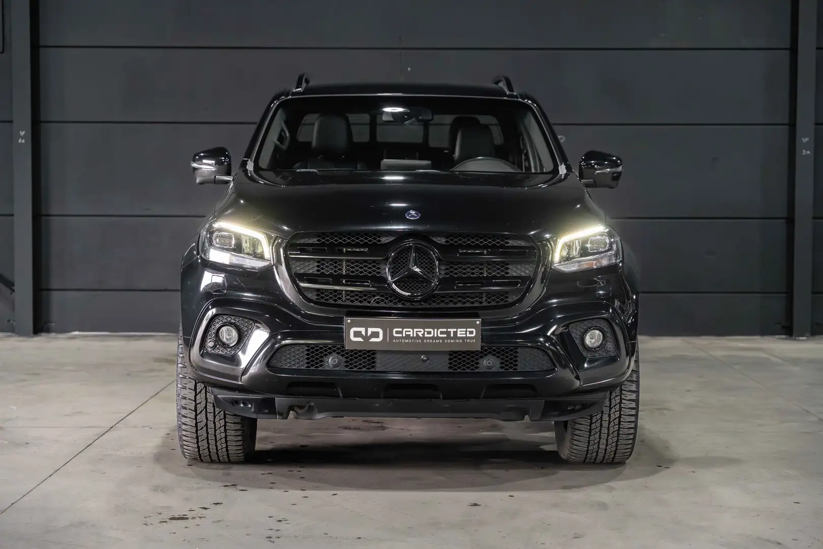 Mercedes-Benz X 350 X 350 d 4Matic Progressive AT Schwarz - 2